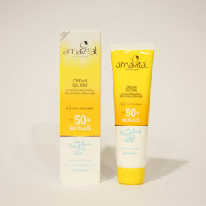 Crema Solare Bimbi, Protezione molto alta, SPF 50+, idratante, con Vitamine - Amavital | Erboristeria Frate Vento